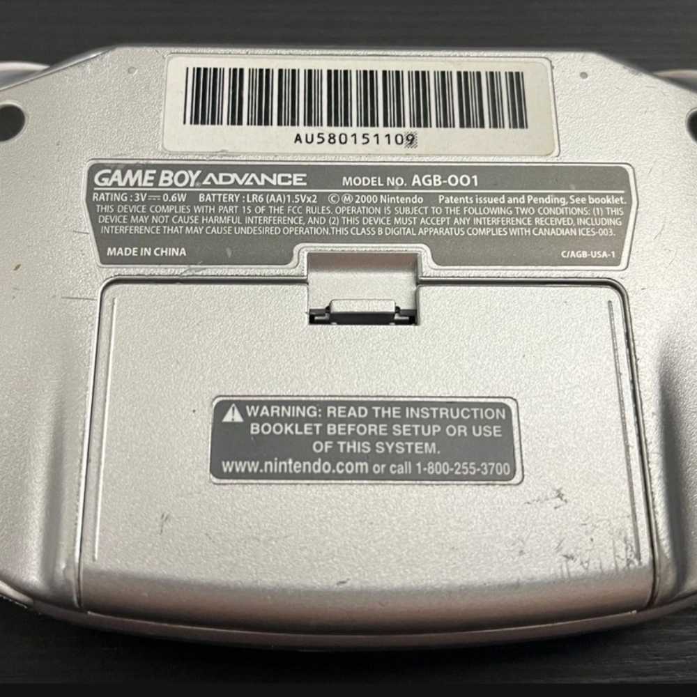 Gameboy Advance - Picture 2 of 12